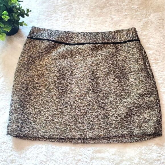 The Limited Metallic Gold and Black Straight Mini-Skirt, Size 10 - Picture 1 of 7